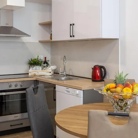 Direct Beach Apartments Jesenice  Exteriér fotografie
