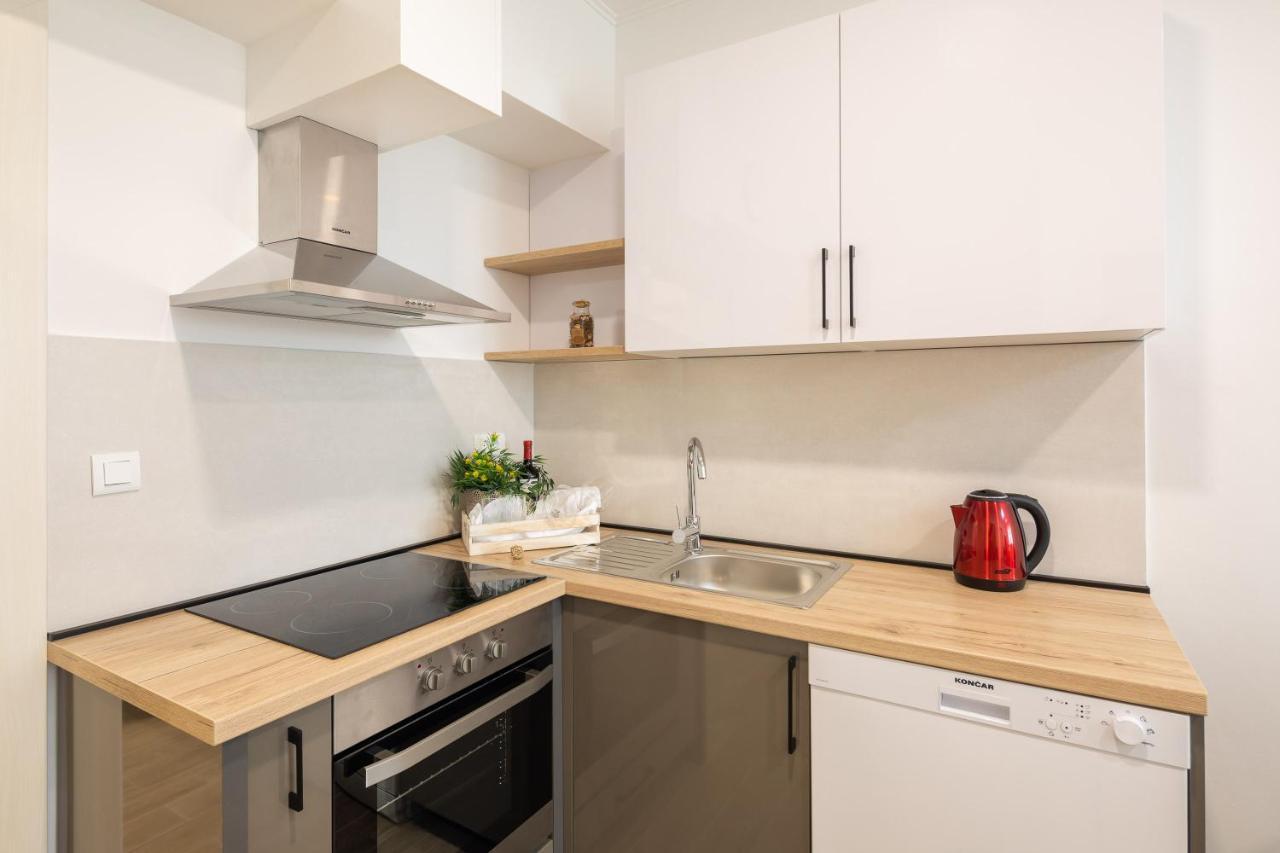 Direct Jesenice (Split-Dalmatia)